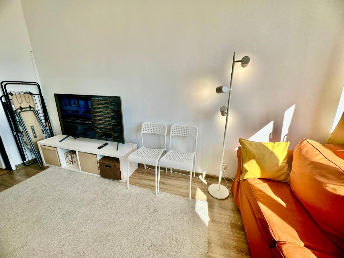 Super Apartament Brown 2X Metro Nowy Wifi Netflix Spotify Panorama Miasta Warszawa Eksteriør billede